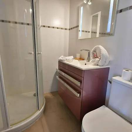 Summer Side AC Apartment